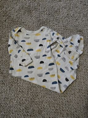 Mac & Moon Neutral Geometric Print Baby Long Sleeve Onesie - Yellow, Blue, Gray